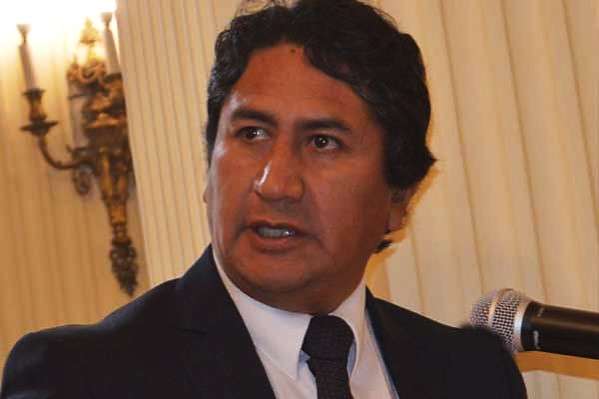 Temor de la derecha es la Asamblea Constituyente. Respuesta a Roberto Abusada de El Comercio